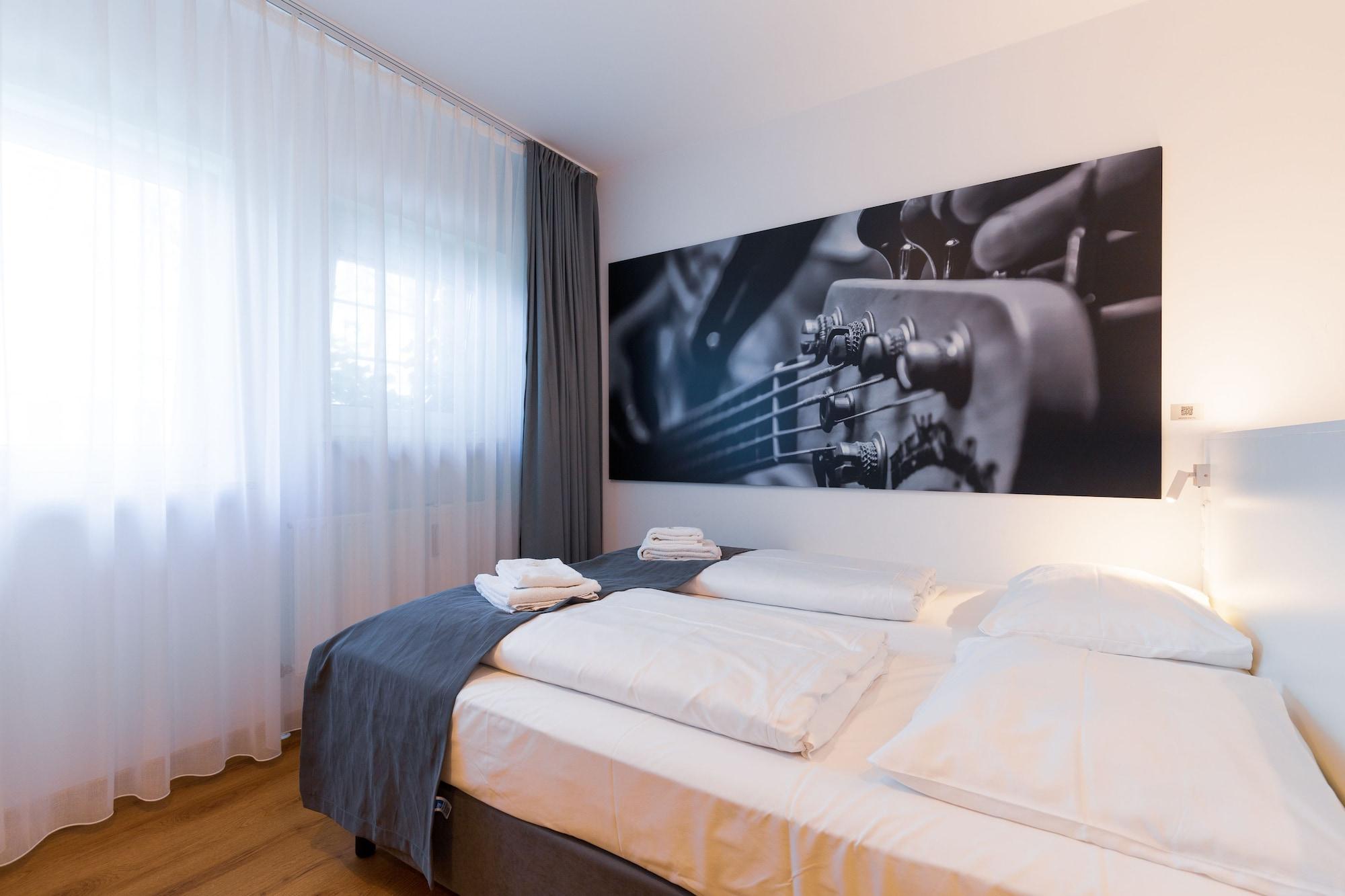 Mk Hotel Munchen Max-Weber-Platz Екстериор снимка