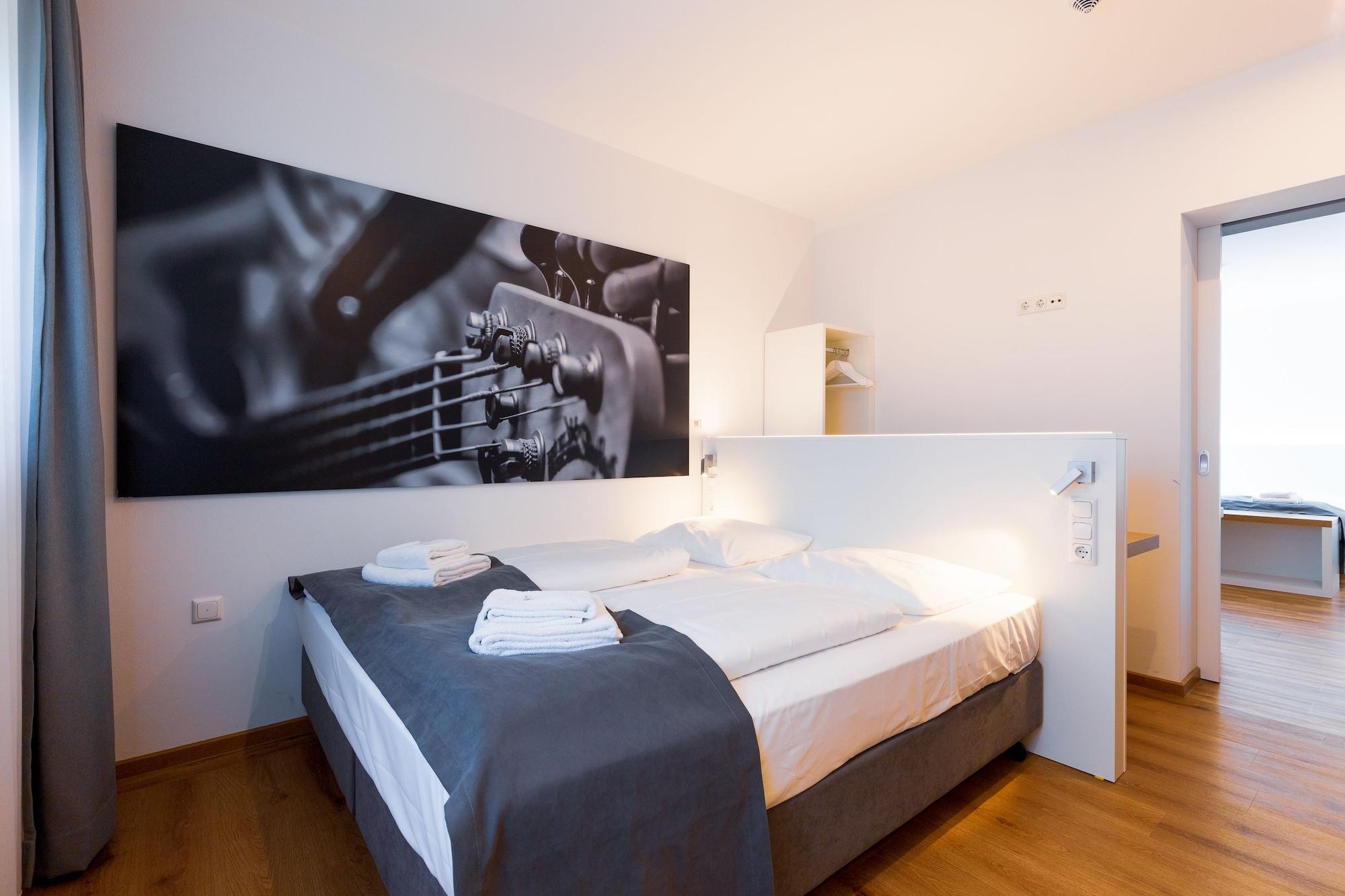 Mk Hotel Munchen Max-Weber-Platz Екстериор снимка